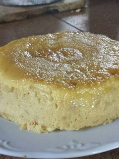 Una foto de Pudin de pan con miel y manzana