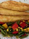 Acedías fritas y salteado mejicano