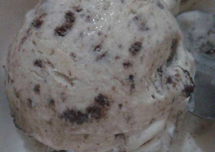 Recipe of Quick Oreo Cheese cake Ice cream