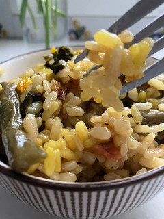 Una foto de Arroz seco con verduras