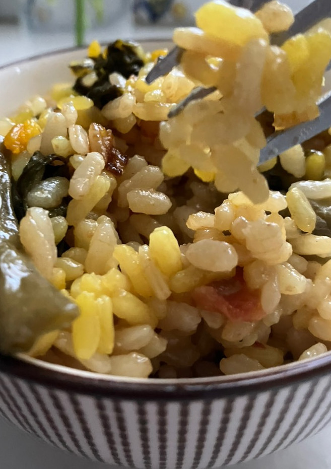 Una foto de Arroz seco con verduras