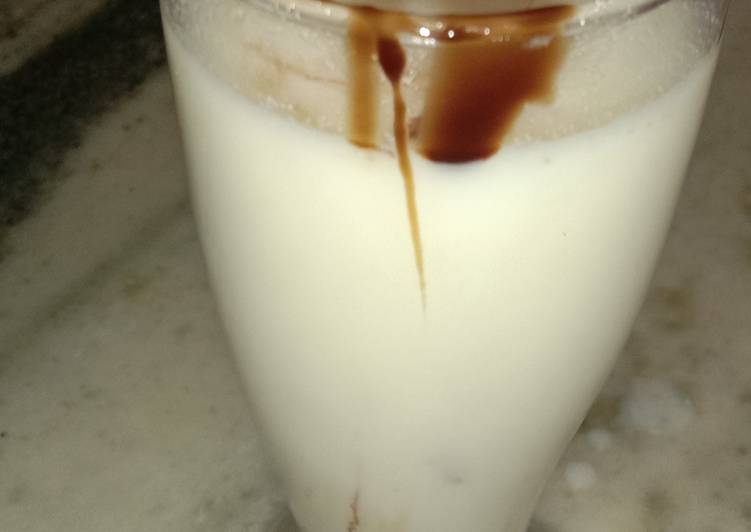 Recipe of Banana Shake in 28 Minutes for Beginners