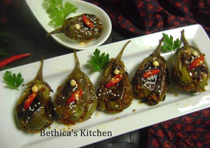 Ramadan Special - Raw Mango Stuffed Baby Eggplants