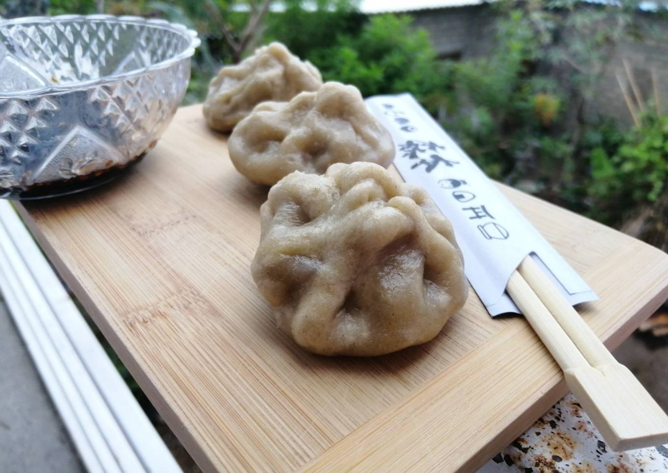 Baozi (dumpling)