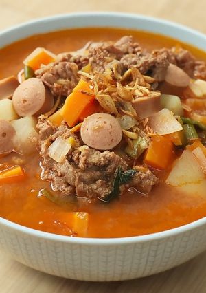 Foto resep Sup Tomat Daging Iris Devina Hermawan