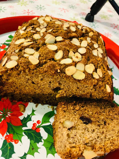 Una foto de Pan de Plátano con Almendras
