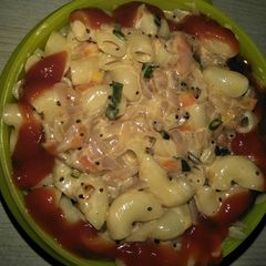 A picture of South Indian style mayonnaise macaroni.