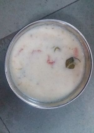 કઢી (Kadhi Recipe In Gujarati) રેસીપી મુખ્ય ફોટો