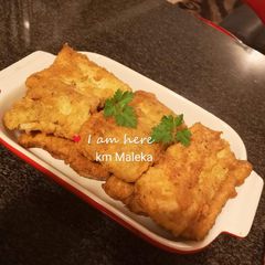 A picture of Deep fried snoek.