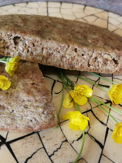Una foto de Torta de nueces - desayuno, merienda o cena