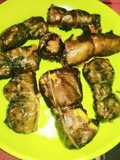 Arabic leaves roll,