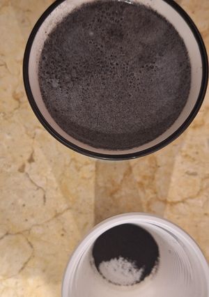 A picture of Healthy coffee with date pits.