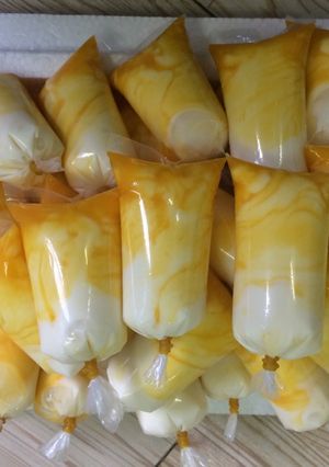 A picture of Passion Fruit Yogurt.