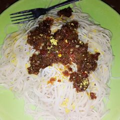 Spaghetti with Onion sauce A picture of Spaghetti with Onion sauce.