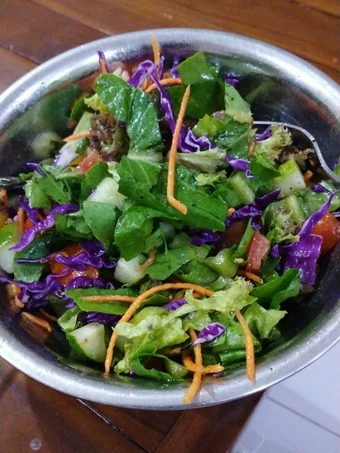 Cara Mudah Membuat Resep  Salad simple yang Sempurna, Lezat