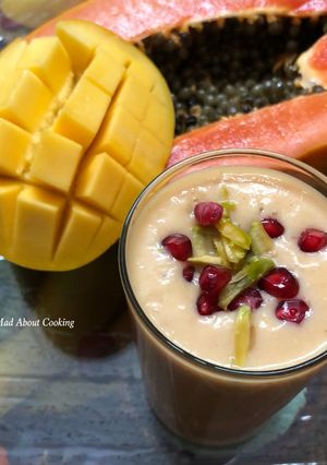A picture of Healthy Way To Start Your Day – Papaya Mango Milkshake.