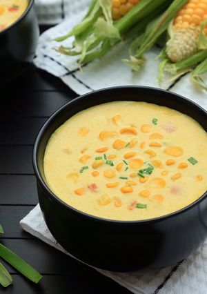 صورة لوصفة شوربة الذرة الكريمية 🌽