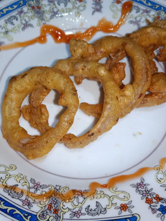 A picture of Crispy Onion Rings.
