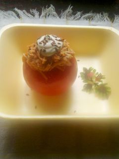 Una foto de Tomate relleno light (sin arroz) Comida rápida y sana