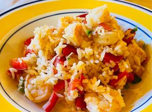 Foto di Insalata tiepida di riso basmati con gamberetti e pomodori