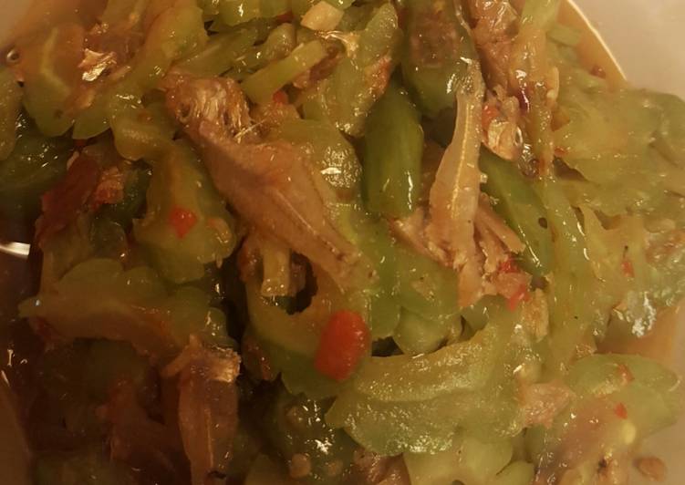 Resep Oseng Sayur Pare yang Bisa Manjain Lidah