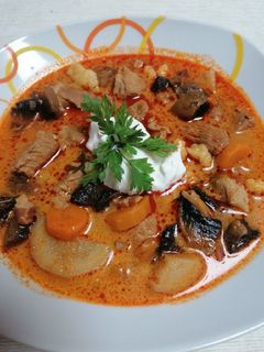 Bakonyi betyárleves recept fotója