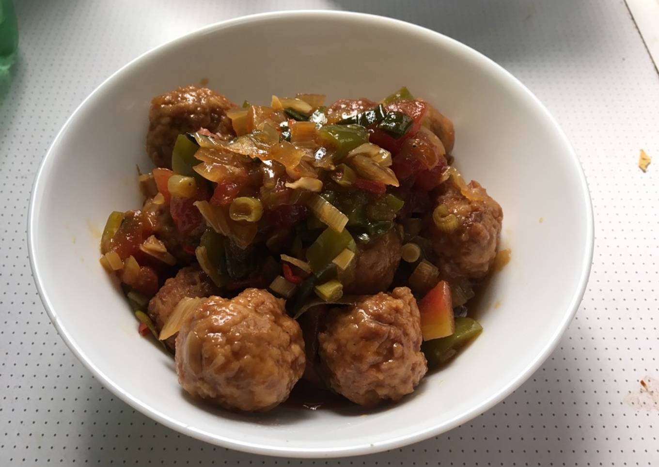 Bola-bola ayam kecap (chicken Manchurian)