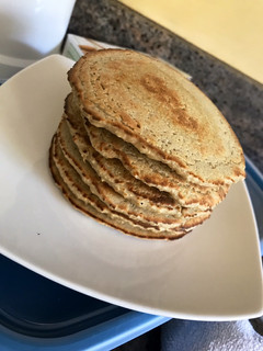 Una foto de Pancakes de banana y avena