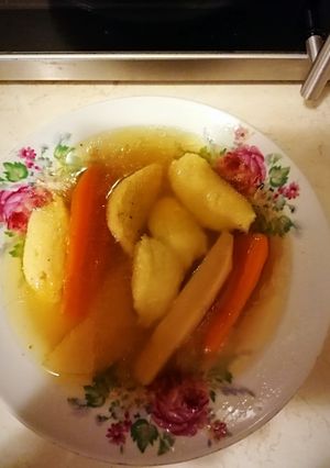 Marhacsont húsleves grízgaluskával recept fotója