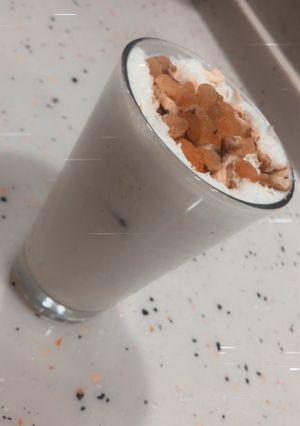 صورة لوصفة ميلك شيك التمر والحليب