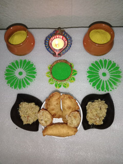 ठंडाई मावा गुजिया (Thandai mava gujiya recipe in Hindi) रेसिपी मुख्य फोटो