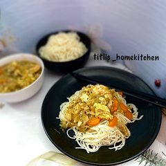 Gravy Chowmein A picture of Gravy Chowmein.