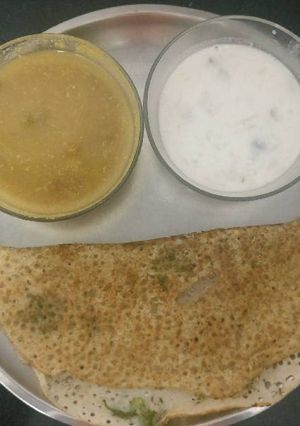 A picture of Rava dosa.