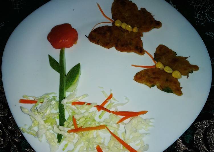 Recipe of Favorite Soya veggie butterfly parathas