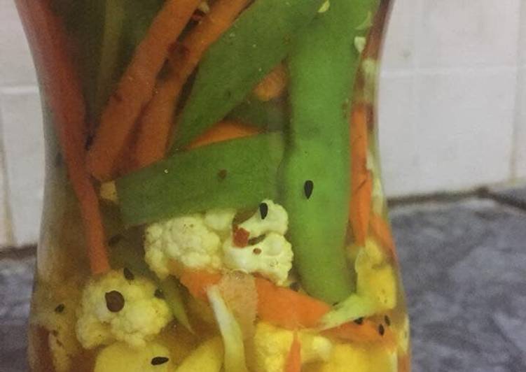 Simple Way to Prepare Favorite Vegetables pickle in vinegar