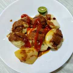 A picture of Siomay ikan Tenggiri.