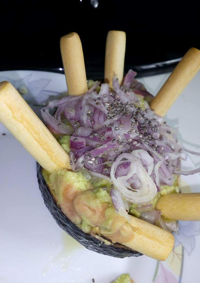 Una foto de Guacamole a mi estilo canario