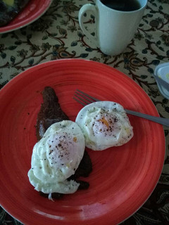 Una foto de Cetogénica: huevos con bistec