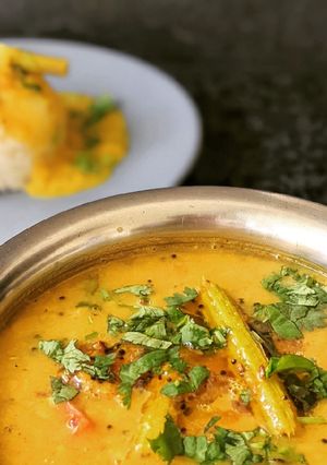 A picture of Gujarati Drumsticks dal.