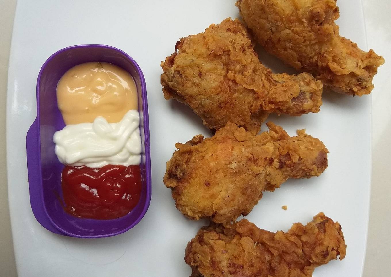 Ayam "fried chicken"