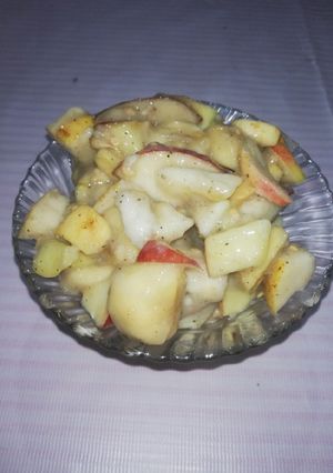 A picture of Mix Fruit Chaat.