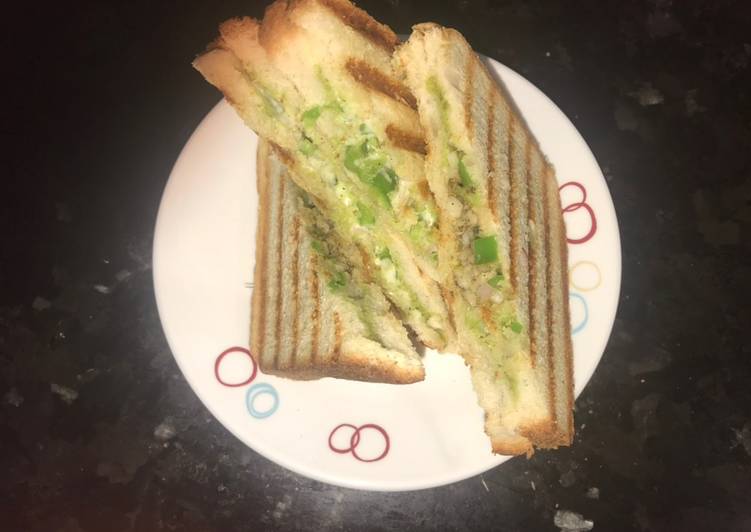 Ghugra Sandwich-Sandwich with Capsicum n onion-no potato sandwich