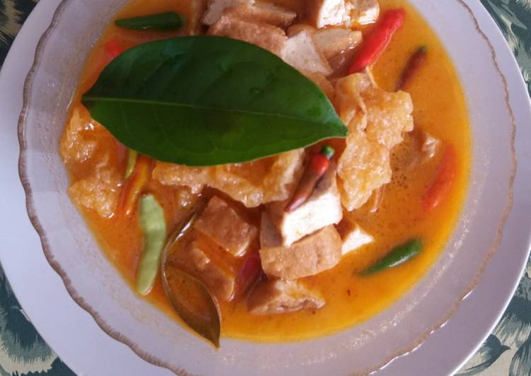 Sayur tahu krecek