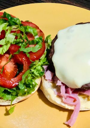 Una foto de Hamburguesas caseras fácil y prácticas