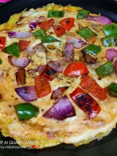 ऑमलेट पिज़्ज़ा (omelette pizza recipe in hindi) रेसिपी मुख्य फोटो