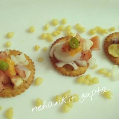 A picture of Biscuits canapes.