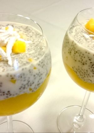Foto de Pudim de manga, chia e coco