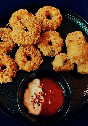 A picture of Maggi pakoda.
