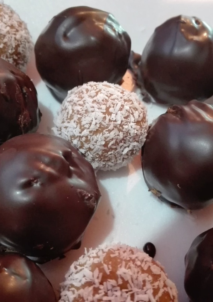 Una foto de Trufas  vainilla y dulce