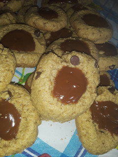 Una foto de Pepas de avena, chispas de chocolate y dulce de leche